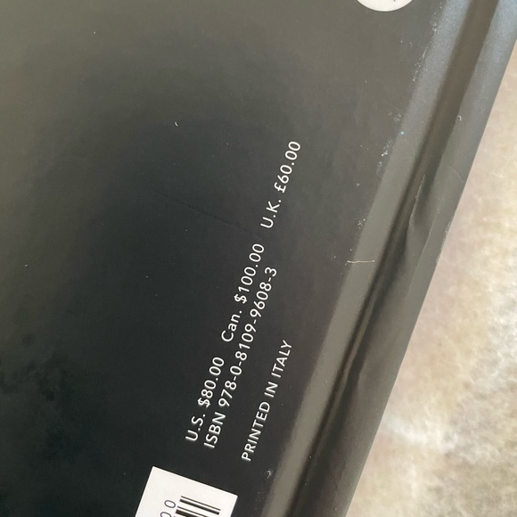 YSL Coffee Book - Picture 8 of 9